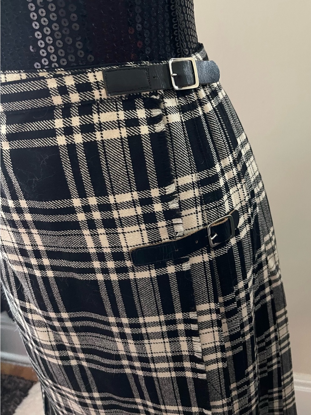 Browns Of Bermuda Plaid Black & White Kilt Wrap Skirt - Picture 2 of 8